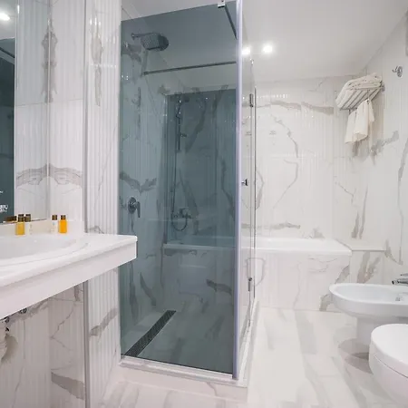 ホテル Perla Luxury 5*