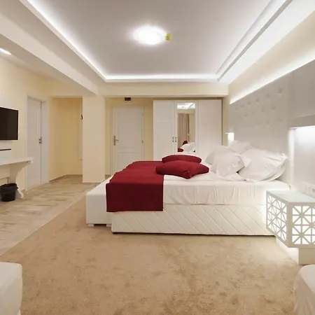 호텔 Perla Luxury 5*