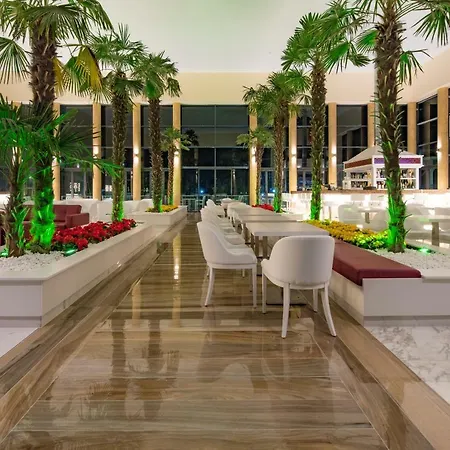 ホテル Perla Luxury プリモルスコ